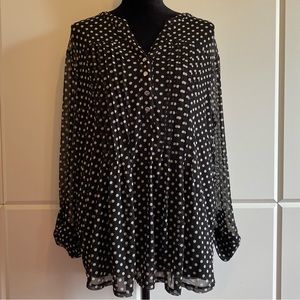 Roz & Ali Dot mesh popover blouse